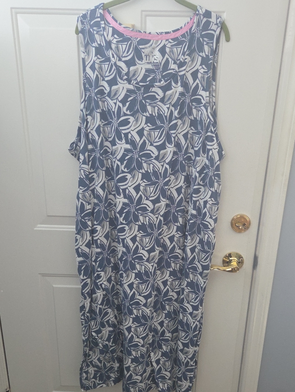 Muk Luks Navy and White Floral Sleeveless Maxi Dress
